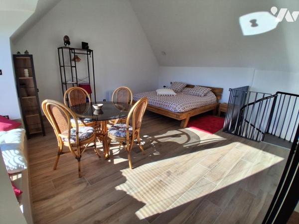 PROPRIETE ATYPIQUE sur 15 Ha - Maison de 570 m² - gites et autres dépendances