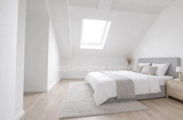 appartement à vendre 2 pièces STRASBOURG (67) avec terrasse, 2 places de stationnement et 1 cellier inclus