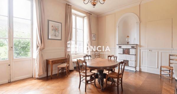 À vendre Maison 8 pièces 306.55 m² - ÉTampes 91150