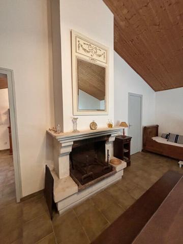 SAINT HILAIRE LA FORET, Maison de 4 pièces ( 123m²)