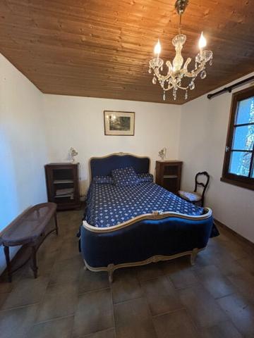 SAINT HILAIRE LA FORET, Maison de 4 pièces ( 123m²)