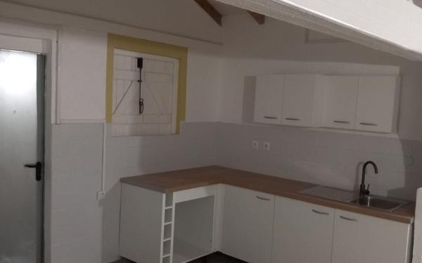 Appartement à louer    3 pièces •  Basse-Terre