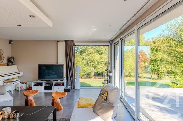 Maison à vendre  8 pièces - 232 m2 LAILLE - 35