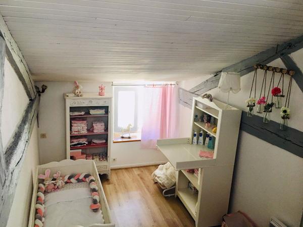 SAINTES, Immeuble de rapport, rare à la vente.