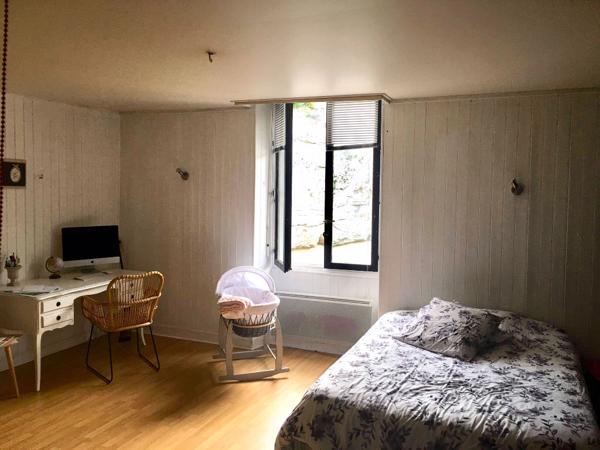 SAINTES, Immeuble de rapport, rare à la vente.