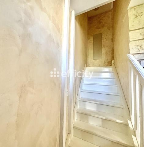 Maison
         5 pièces
        - 100 m² 319 000 € *