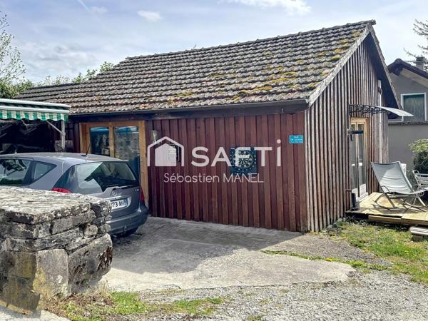 Chalet sur le coteau, vue panoramique