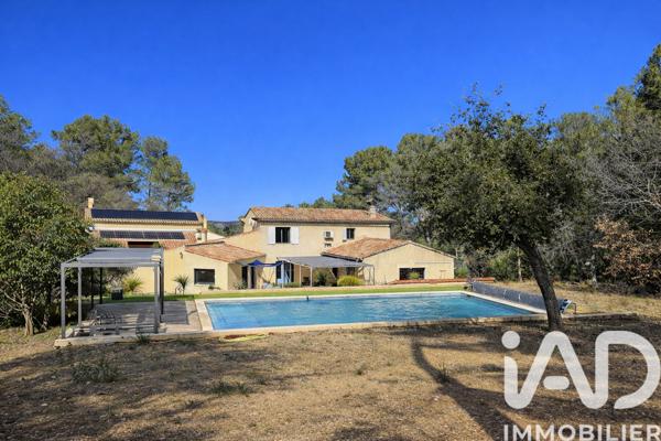 Maison à vendre 10 pièces 272 m² Peyrolles-en-Provence