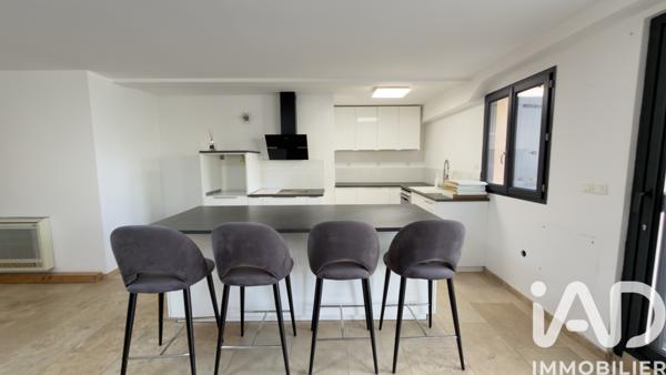Maison à vendre 10 pièces 272 m² Peyrolles-en-Provence