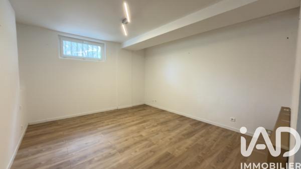 Maison à vendre 10 pièces 272 m² Peyrolles-en-Provence