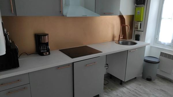 Immeuble à vendre NERIS LES BAINS (03)