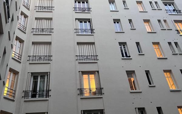 Appartement à vendre    1 pièce • 21 m2 Paris 18