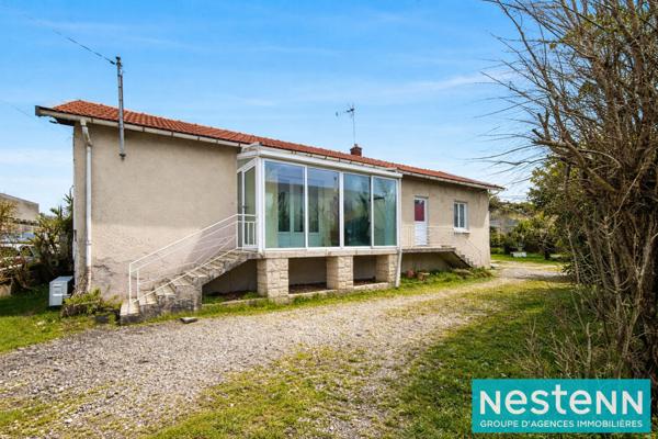 Maison à vendre à Vaulx-en-Velin - Maison divisée en 3 appartements. Terrain de 512m²