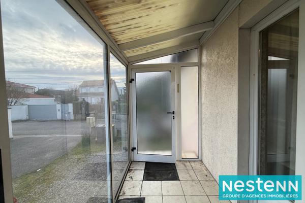 Maison à vendre à Vaulx-en-Velin - Maison divisée en 3 appartements. Terrain de 512m²