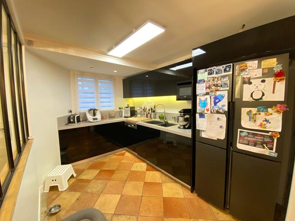 A LOUER- Maison meublé 5 pièces -SAINT-GERMAIN-EN-LAYE - Quartier Sous-Préfecture Loyer 3 500 €/mois charges comprises **  - Référence  18404