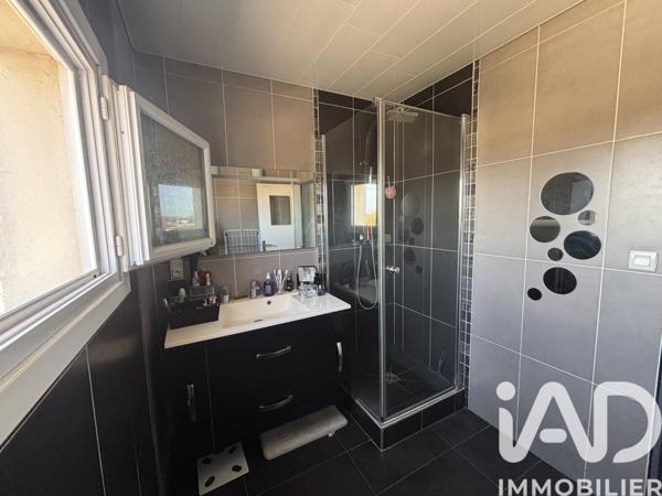 Appartement à vendre 3 pièces 62,18 m² Pont-Sainte-Marie