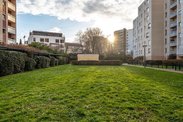 Appartement Maisons Alfort 2 pièces proche métro