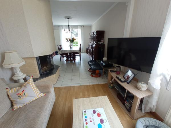 Maison 8 pièce(s) 5 chambre(s) 127.8 m²