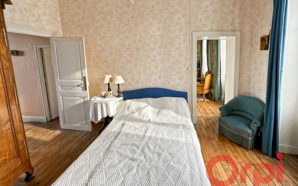 Maison à vendre    12 pièces • 224 m2 Bourges