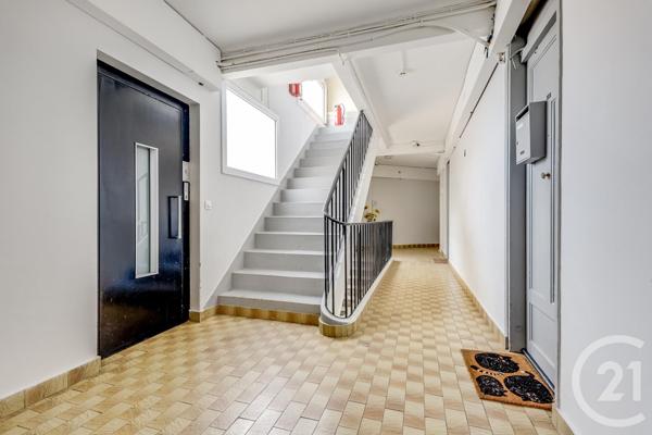 Appartement à vendre  2 pièces - 32,22 m2 BOIS COLOMBES - 92