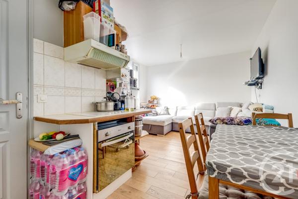 Appartement à vendre  2 pièces - 32,22 m2 BOIS COLOMBES - 92
