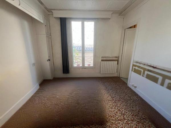 T2 lumineux charme ancien à Pantin