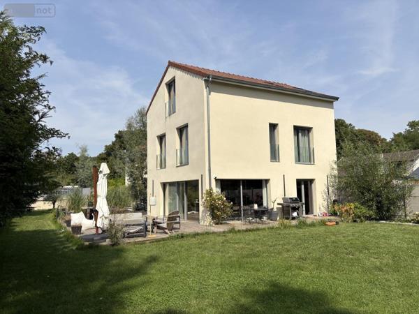 Maison à vendre à Cormontreuil dans la Marne (51350), ref : 51046-2638