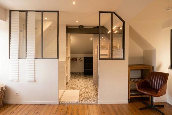 Vente                                                      Maison
                        
                     5 pièces                      105 m2                     à Brive-la-Gaillarde