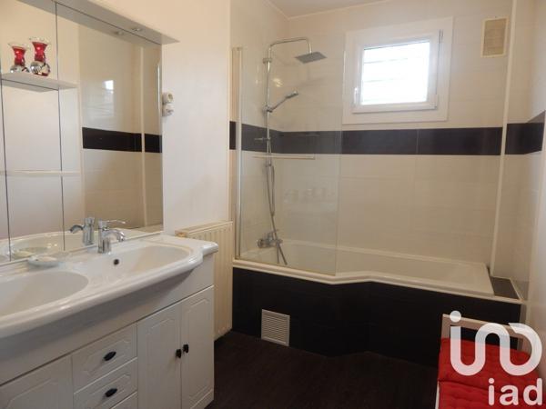 Maison 8 pièces de 188 m² à Épernon (28230)