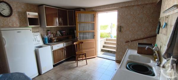 Maison à vendre  7 pièces - 155,13 m 2   CHATILLON SUR THOUET  - 79