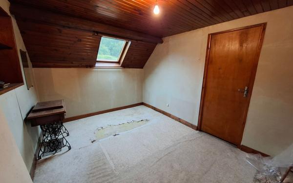 Maison à vendre    4 pièces •  Cuise-la-Motte