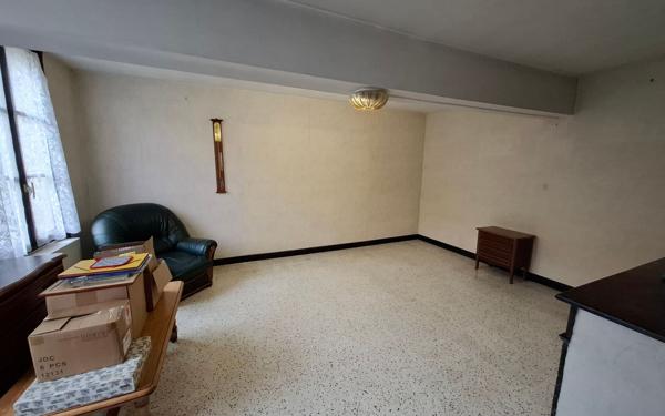 Maison à vendre    4 pièces •  Cuise-la-Motte