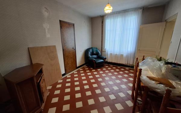 Maison à vendre    4 pièces •  Cuise-la-Motte