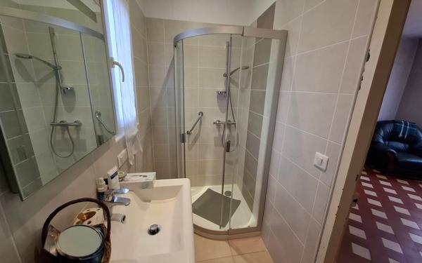 Maison à vendre    4 pièces •  Cuise-la-Motte