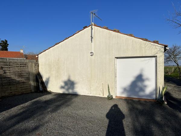 longère au coeur des marais sans vis à vis