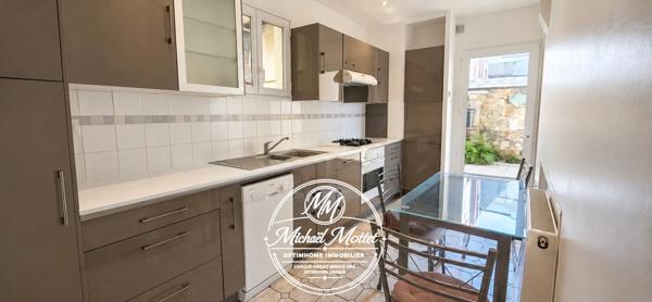 Maison de caractère 115 m² – 4 chambres, jardin clos, double garage en cœur de Caudebec-en-Caux