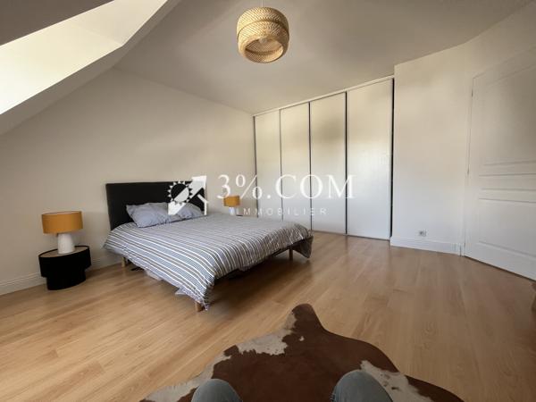 Maison 6 pièce(s) 4 chambre(s) 210 m²