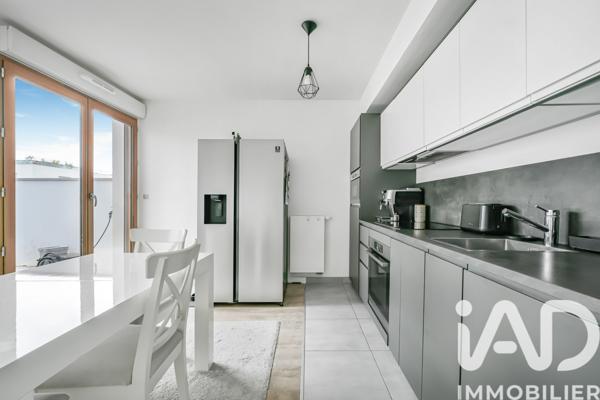 Appartement à vendre 4 pièces 77 m² Meudon-la-Forêt