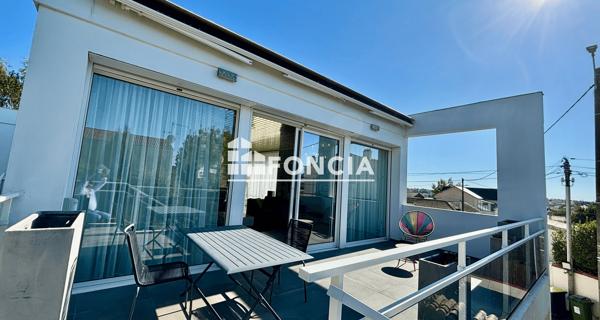 À vendre Maison 5 pièces 205 m² - Niort 79000