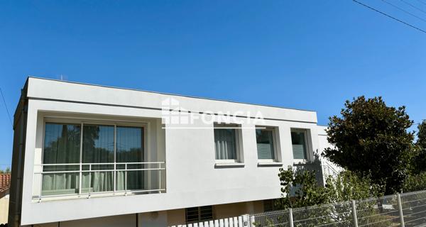 À vendre Maison 5 pièces 205 m² - Niort 79000