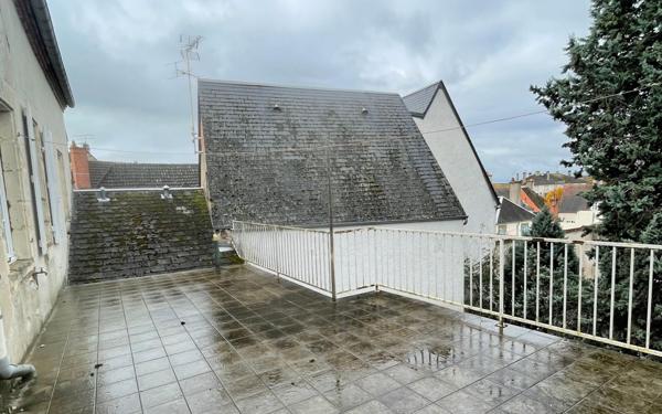 Appartement à vendre    6 pièces • 151 m2 Decize