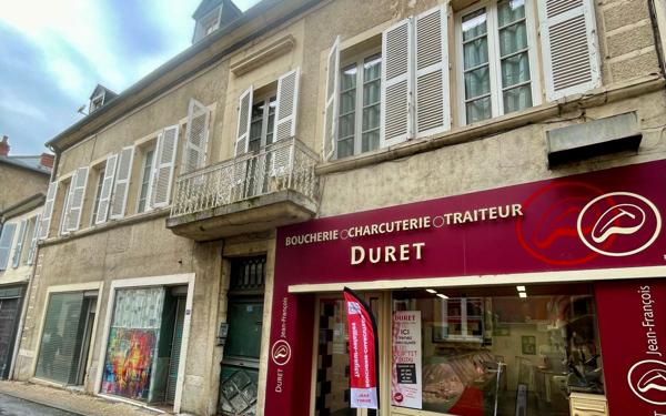 Appartement à vendre    6 pièces • 151 m2 Decize