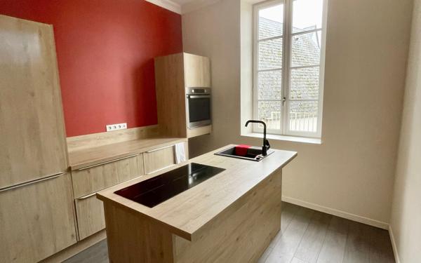 Appartement à vendre    6 pièces • 151 m2 Decize