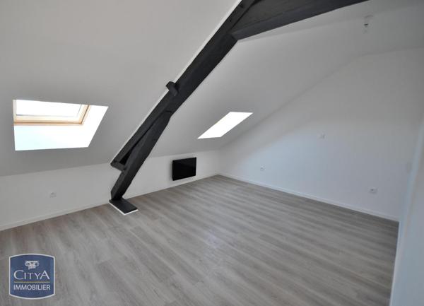 Appartement à louer 3 pièces 72.41m² Hautmont (59330)