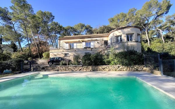 Maison à vendre    7 pièces • 173,53 m2 Saint-Clément-de-Rivière