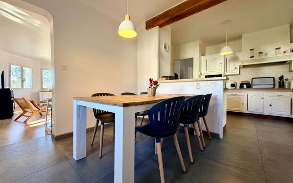 Maison à vendre    7 pièces • 173,53 m2 Saint-Clément-de-Rivière