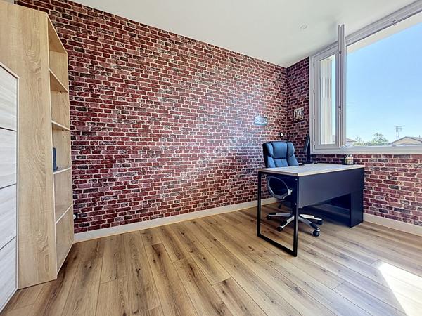 Appartement meublé 4 pièces 90 m² avec balcon et parking à Montauban