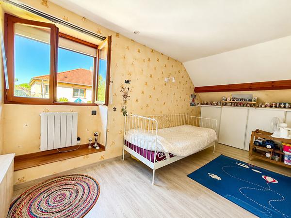 Maison en pierre 4 chambres avec terrain entre Bologne et Andelot - plus de 160m2
