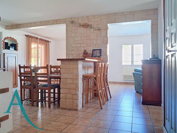 Villa T5 avec piscine sur 1200m² de terrain