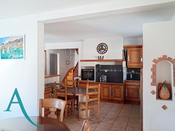 Villa T5 avec piscine sur 1200m² de terrain